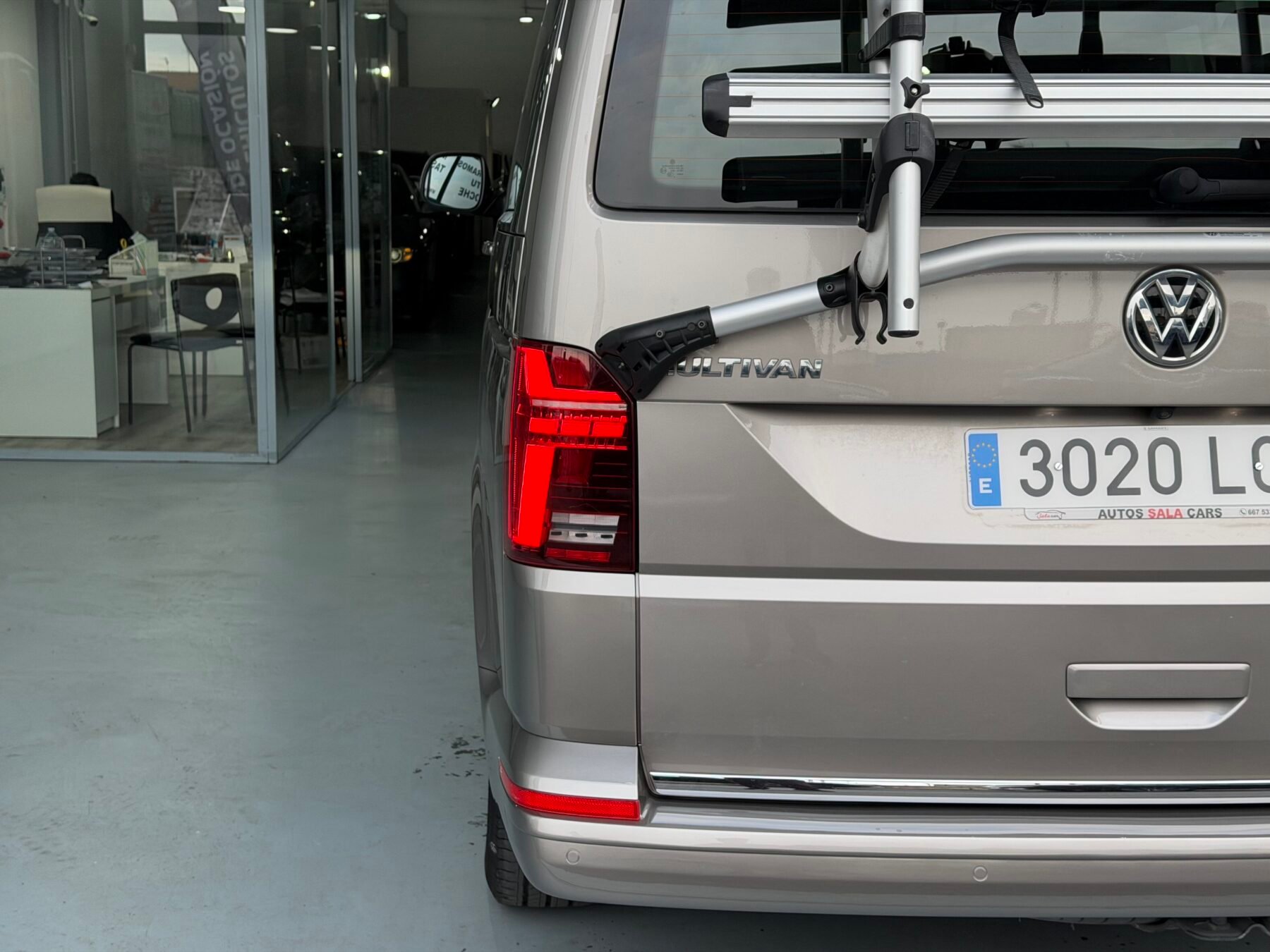VOLKSWAGEN MULTIVAN CORTO PREMIUM DSG 2.0TDI 150cv