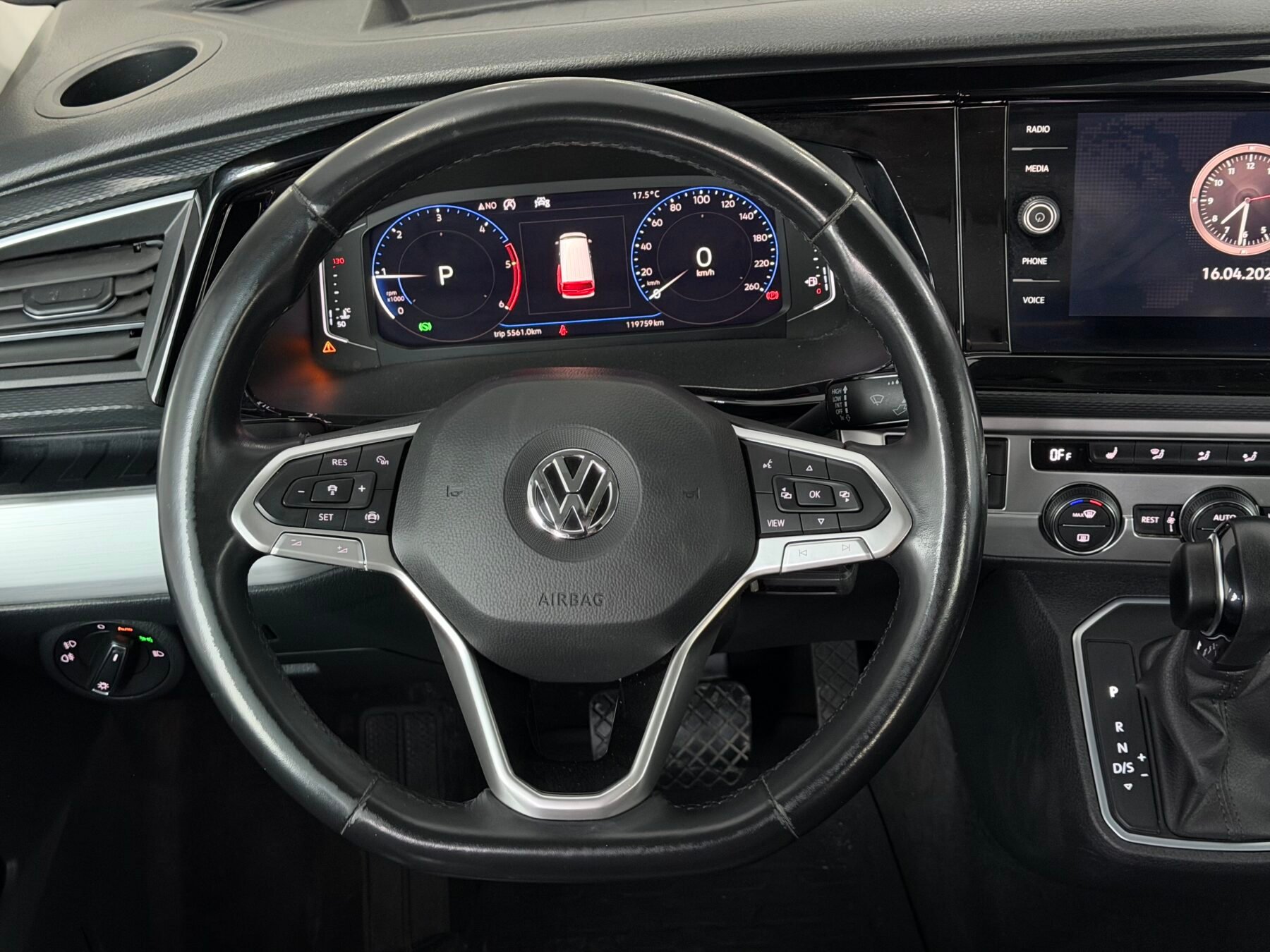 VOLKSWAGEN MULTIVAN CORTO PREMIUM DSG 2.0TDI 150cv