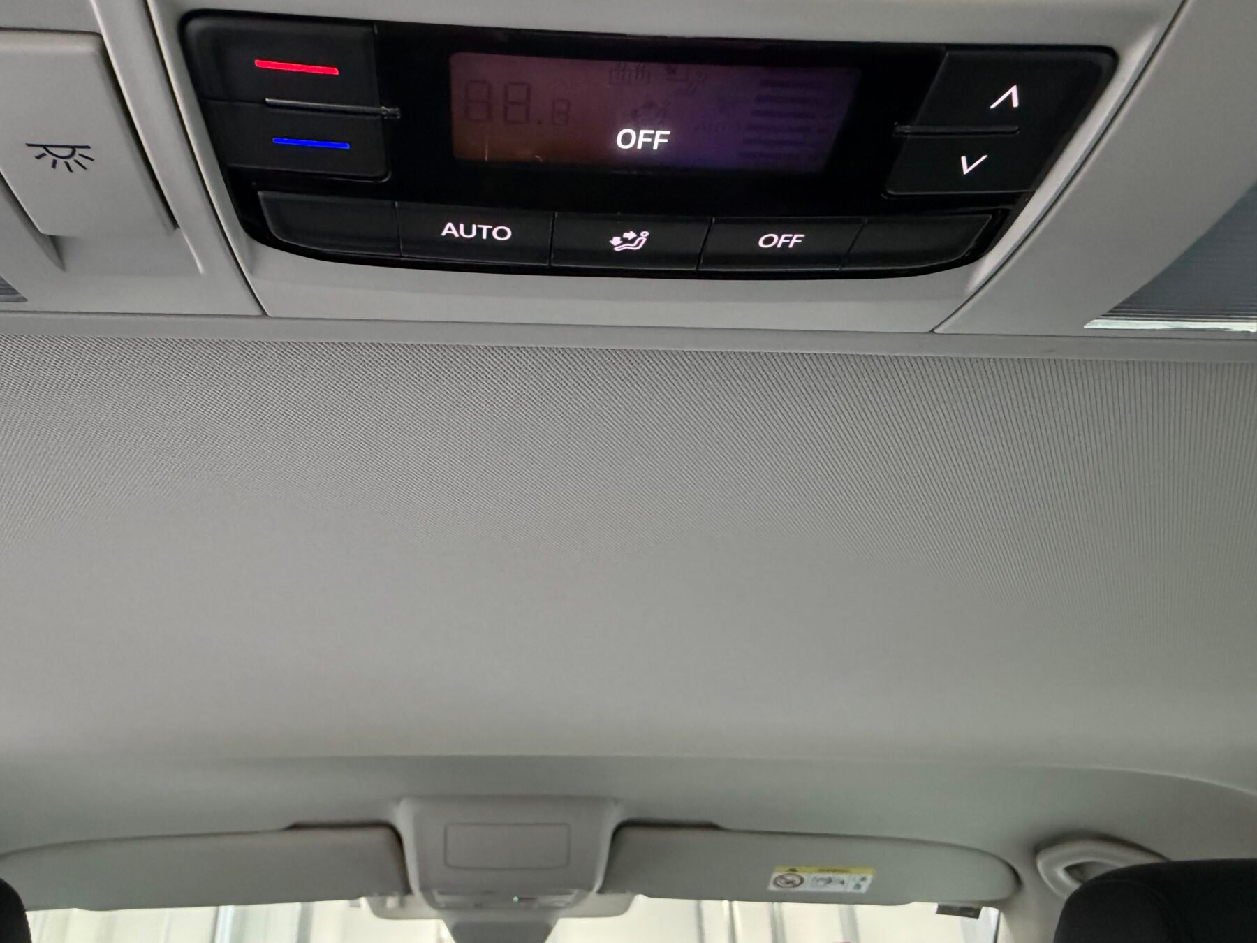 VOLKSWAGEN MULTIVAN CORTO PREMIUM DSG 2.0TDI 150cv