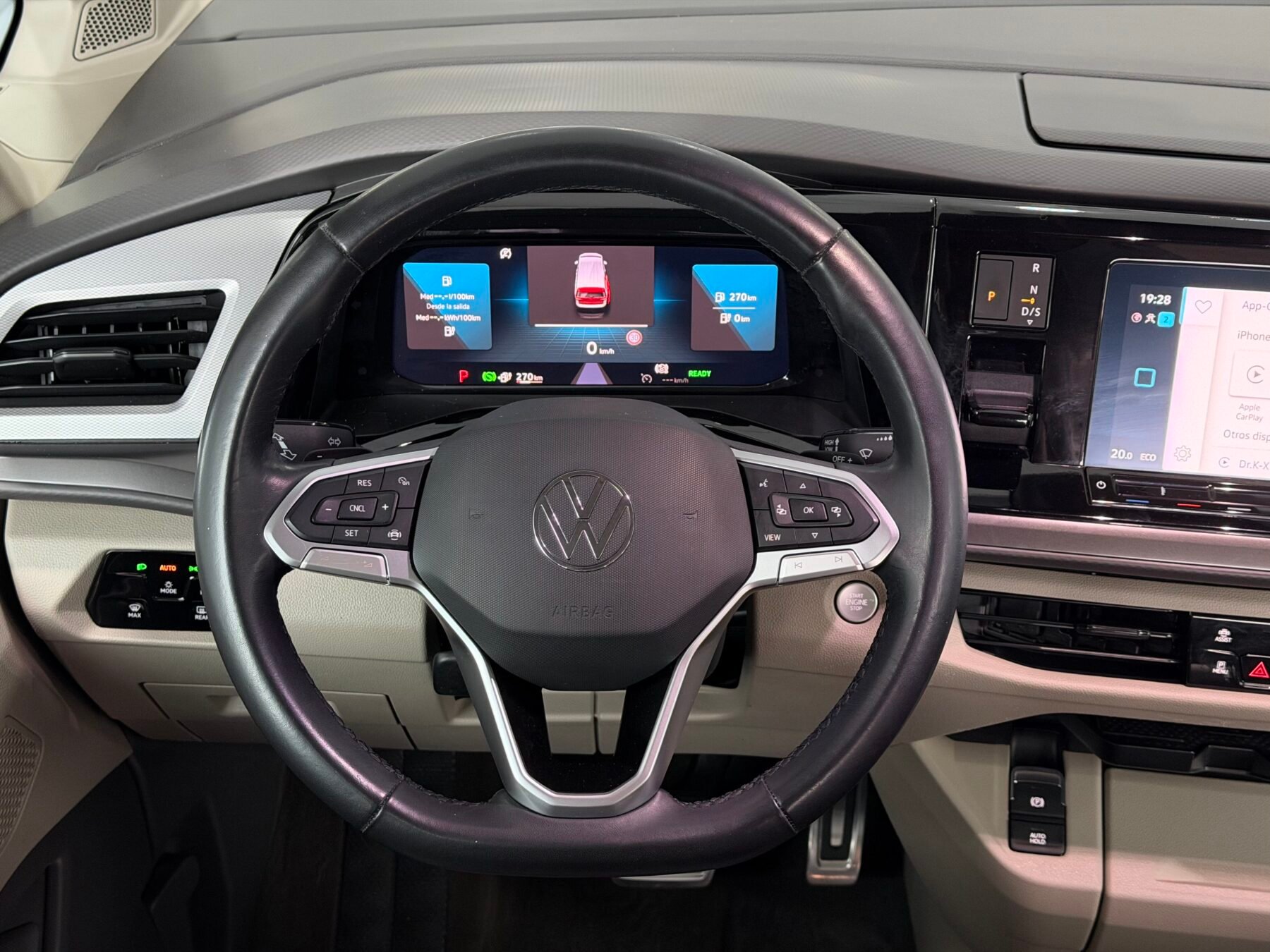 VOLKSWAGEN MULTIVAN PHEV 1.4TSI 218 DSG6 BC