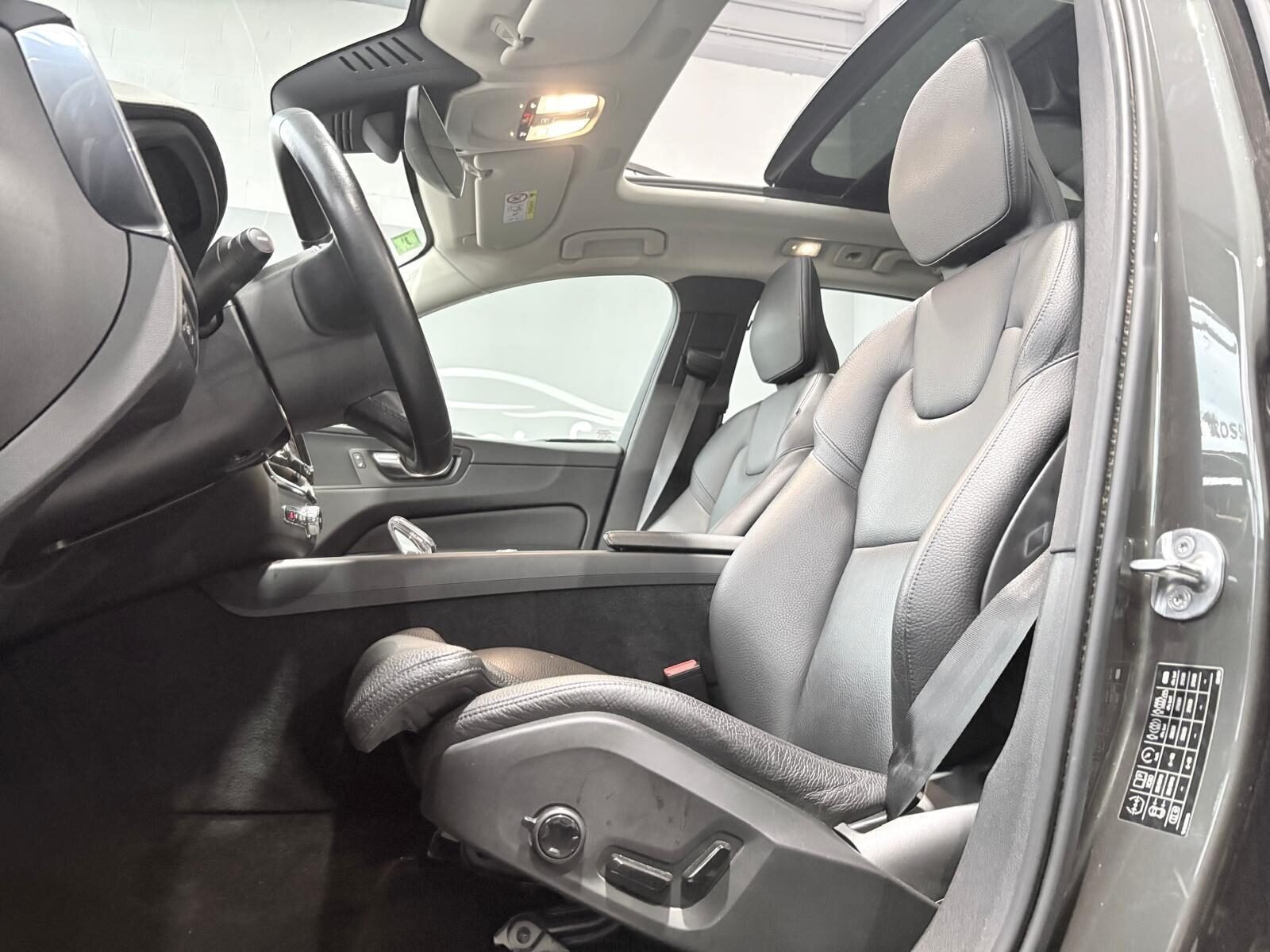 VOLVO XC60 2.0 T6 AWD Recharge Inscription Exp Auto