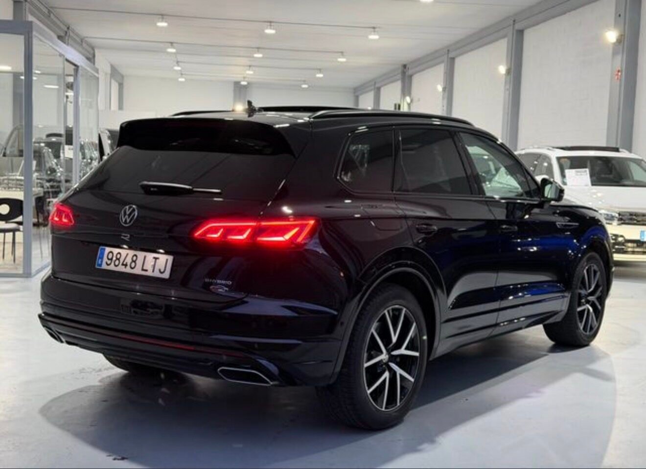 VOLKSWAGEN touareg R 3.0 V6 HIBRYD 462CV