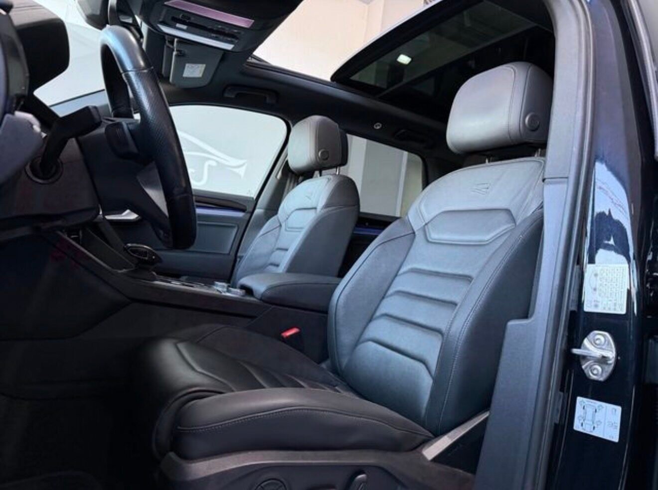 VOLKSWAGEN touareg R 3.0 V6 HIBRYD 462CV