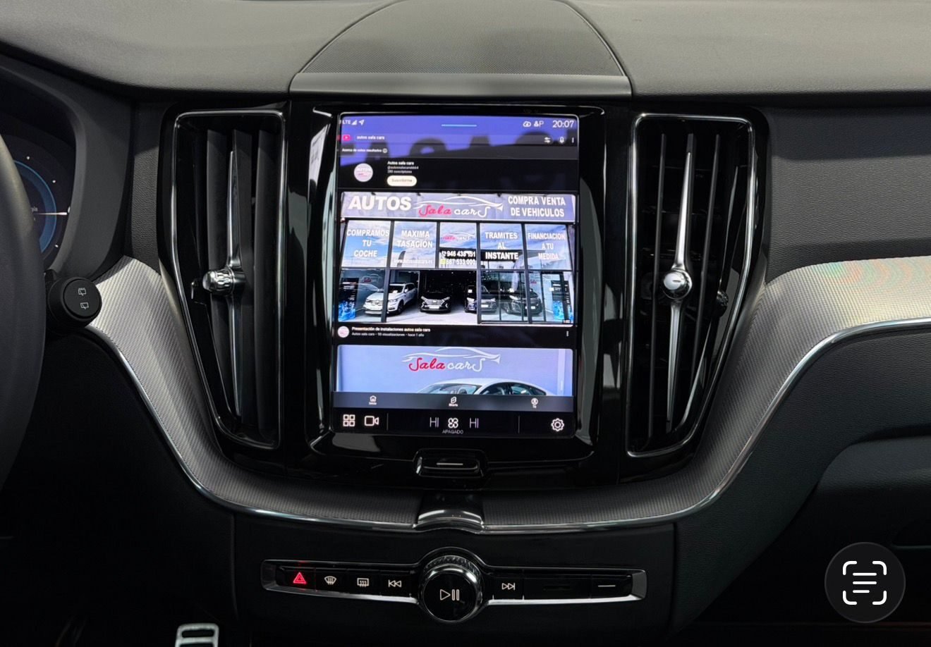 VOLVO XC60 ULTIMATE DARK AUTO T6