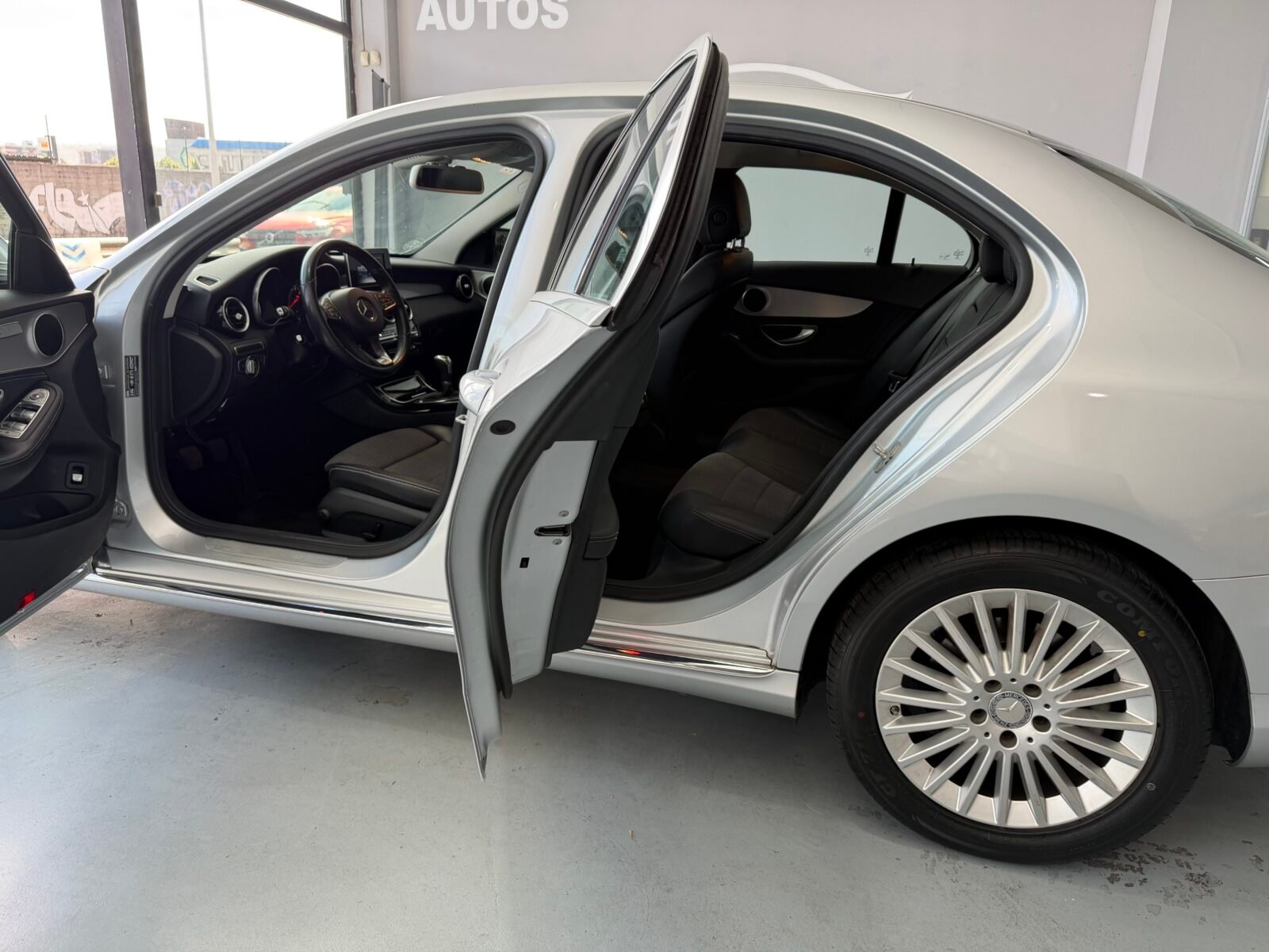 MERCEDES-BENZ Clase c 180 AVANTGARDE