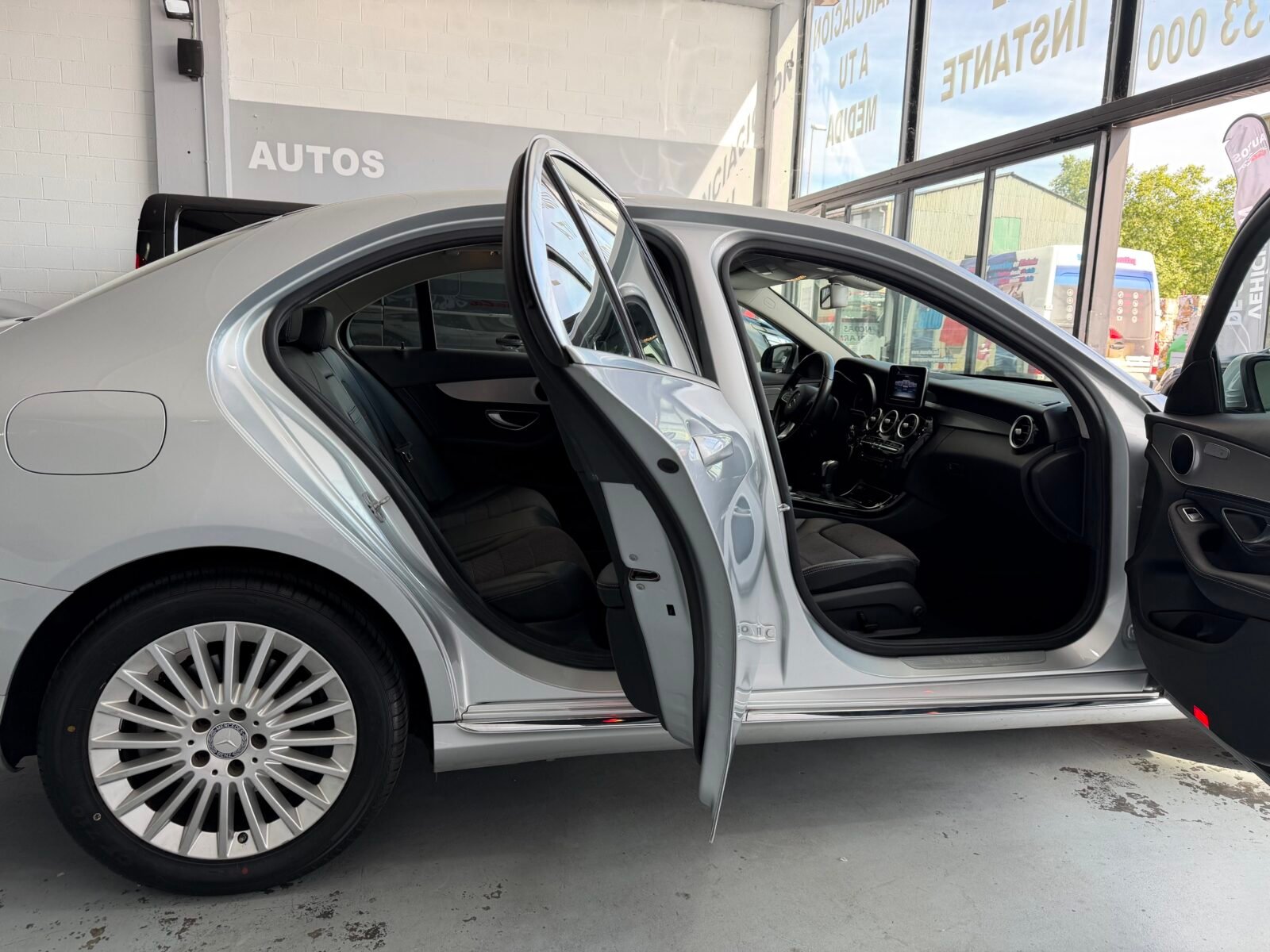 MERCEDES-BENZ Clase c 180 AVANTGARDE