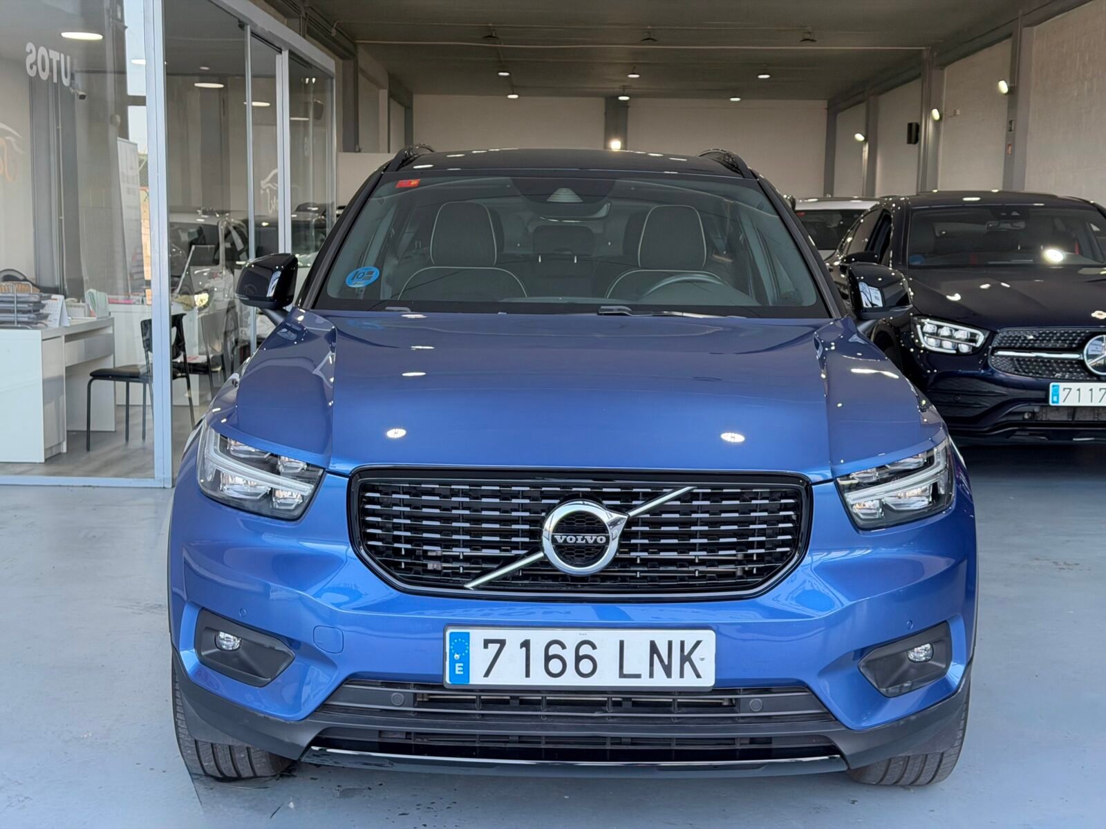 VOLVO XC40  1.5 T4 Twin Recharge RDesign Auto