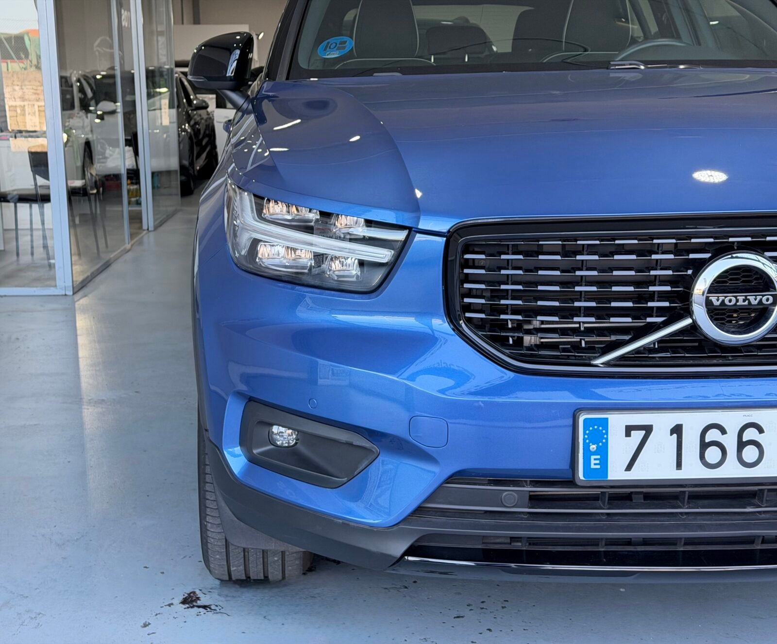 VOLVO XC40  1.5 T4 Twin Recharge RDesign Auto
