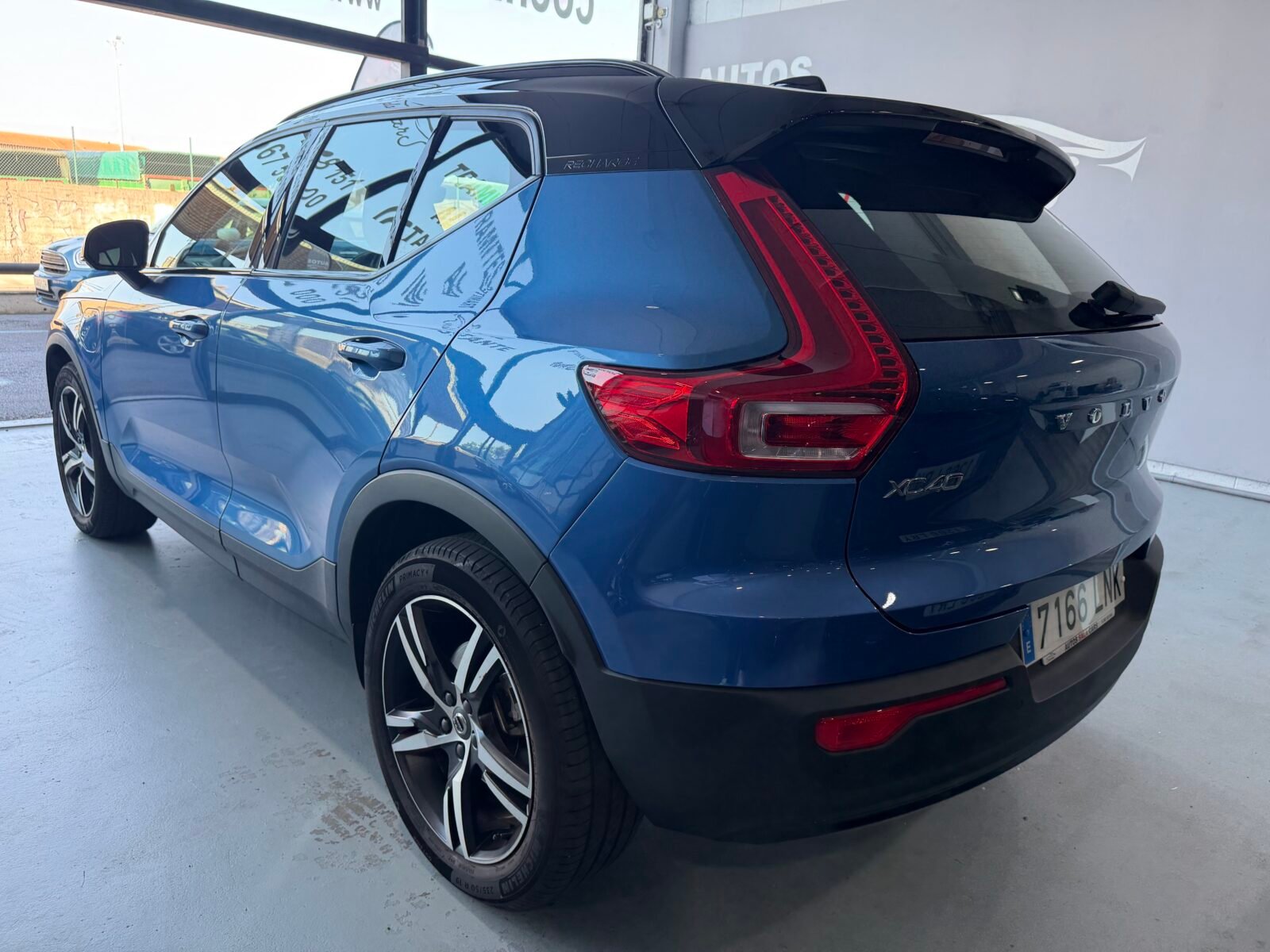 VOLVO XC40  1.5 T4 Twin Recharge RDesign Auto