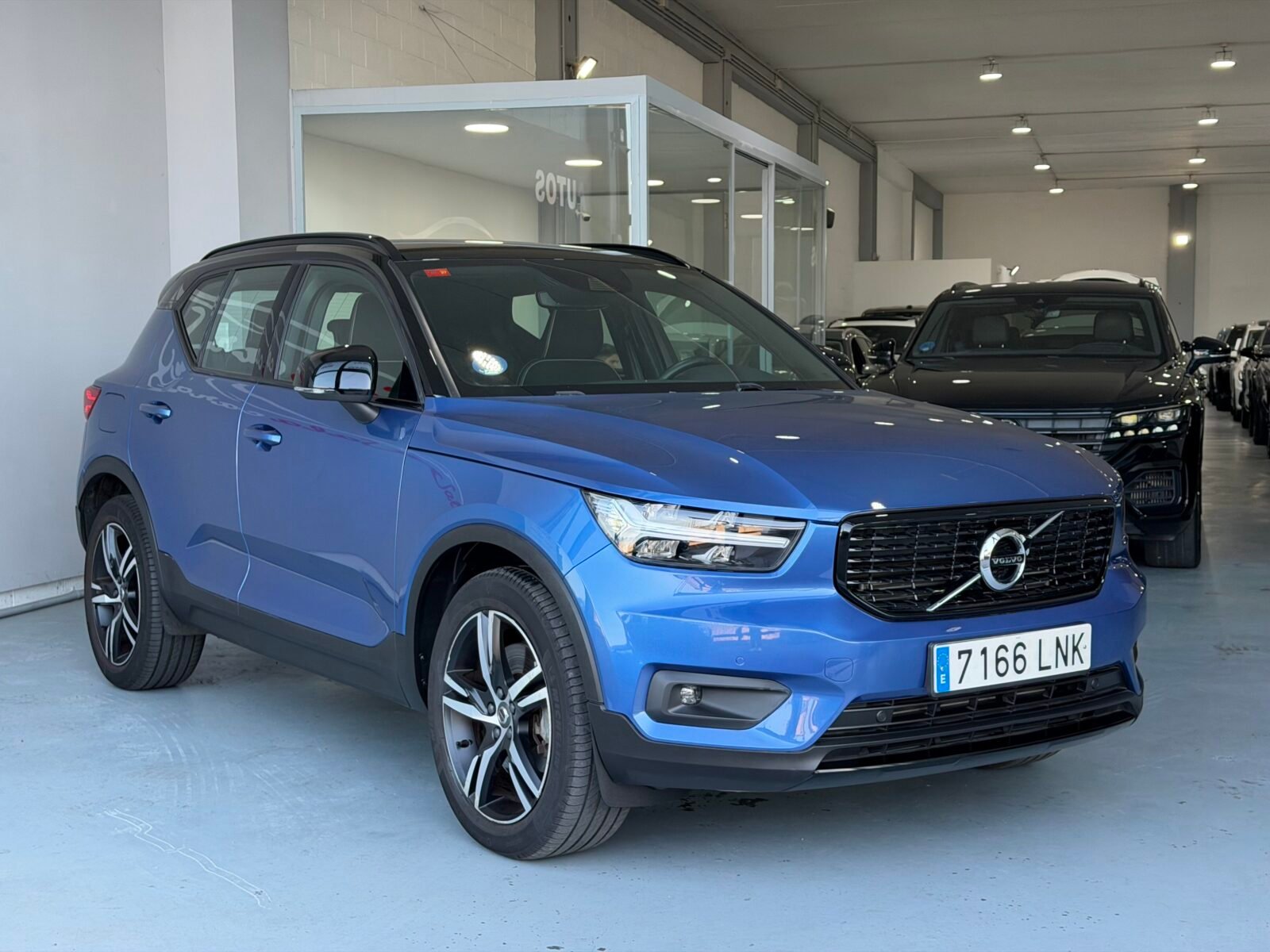 VOLVO XC40  1.5 T4 Twin Recharge RDesign Auto