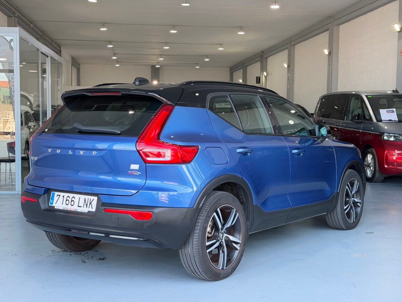 VOLVO XC40  1.5 T4 Twin Recharge RDesign Auto