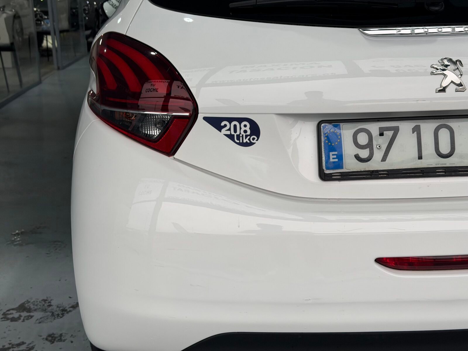 PEUGEOT 208  5P LIKE 1.6 BlueHDi 55KW 75CV