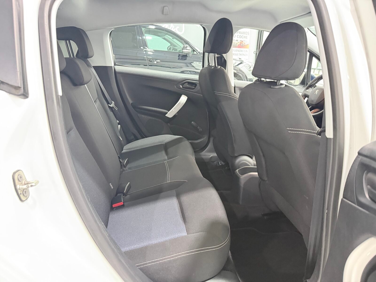 PEUGEOT 208  5P LIKE 1.6 BlueHDi 55KW 75CV