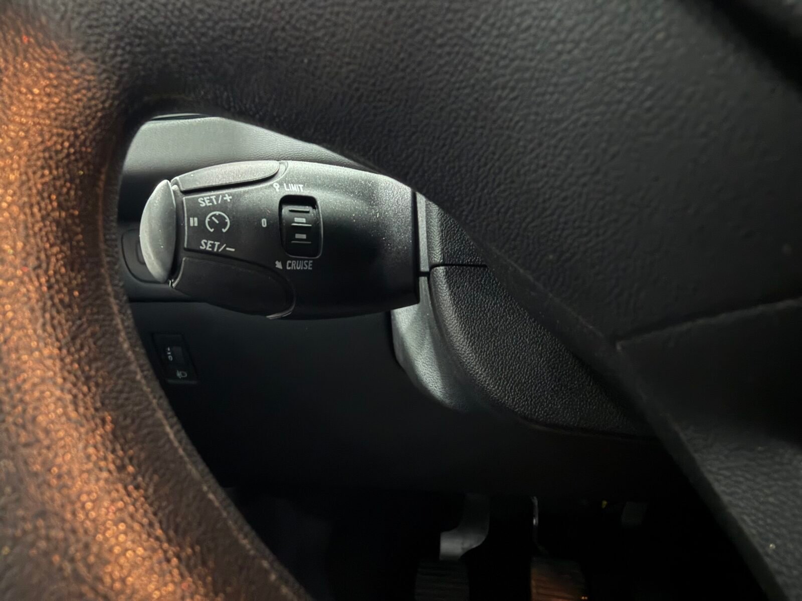 PEUGEOT 208  5P LIKE 1.6 BlueHDi 55KW 75CV