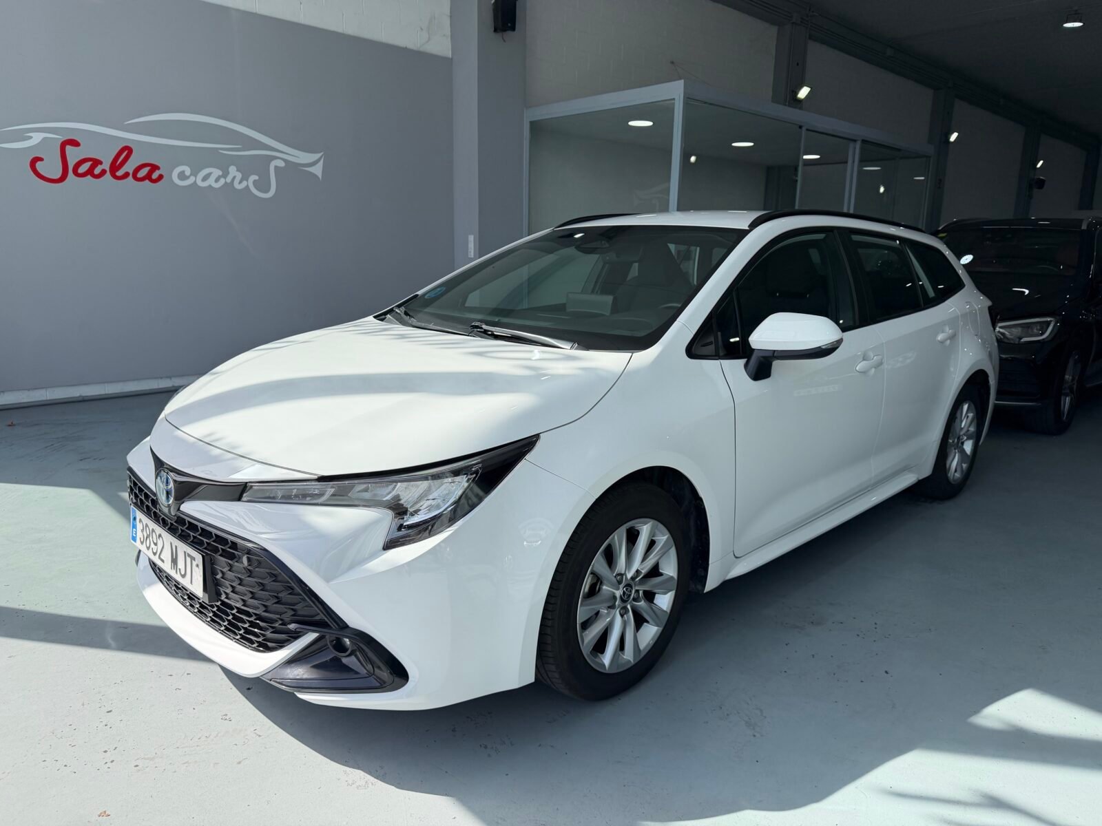 TOYOTA COROLLA 140H Active Plus Touring Sport