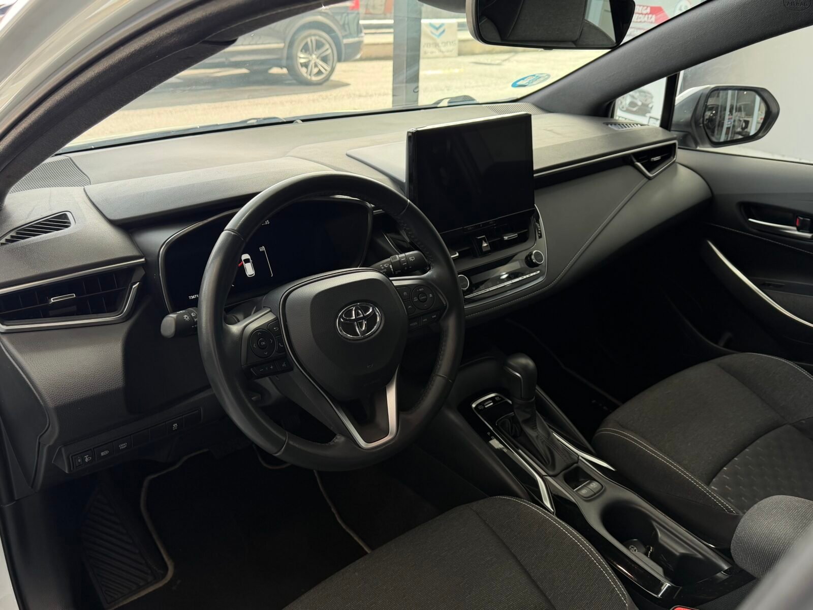 TOYOTA COROLLA 140H Active Plus Touring Sport