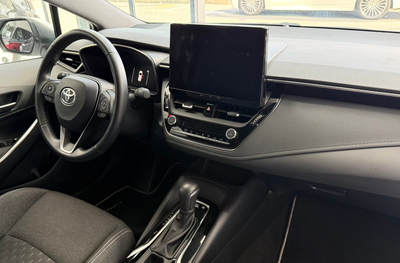 TOYOTA COROLLA 140H Active Plus Touring Sport
