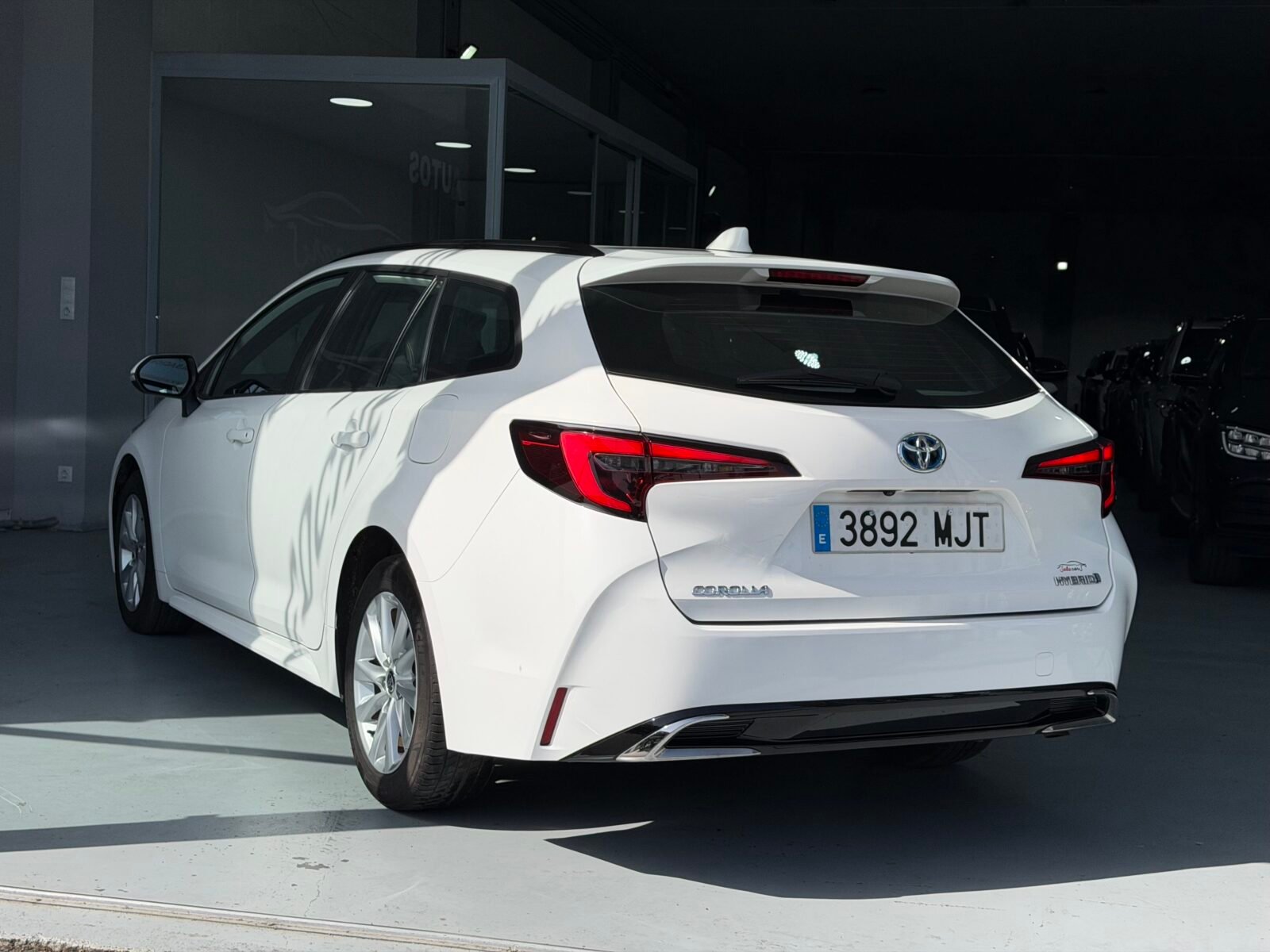 TOYOTA COROLLA 140H Active Plus Touring Sport